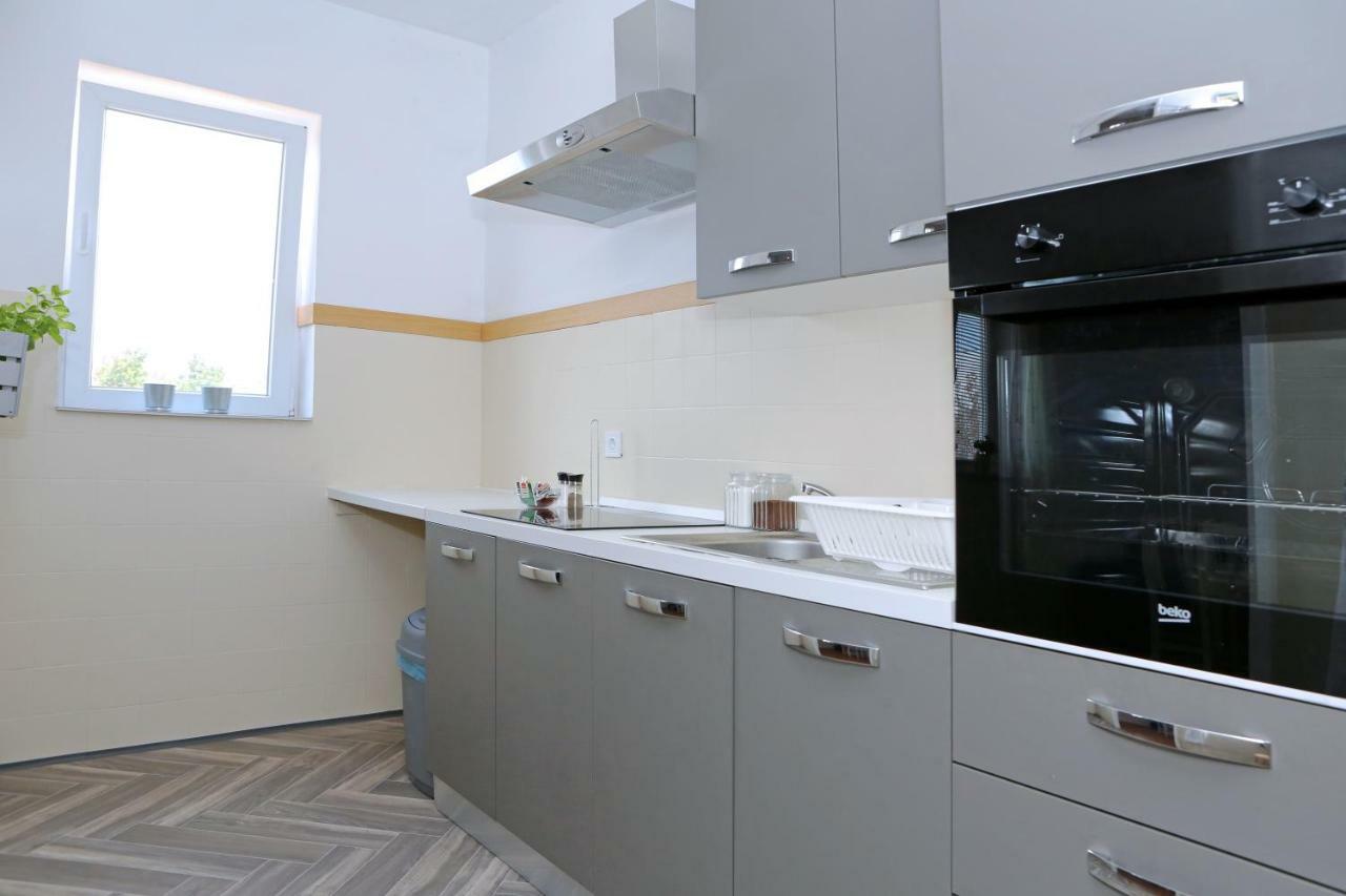 Apartman Charlie Vrsi Exterior photo